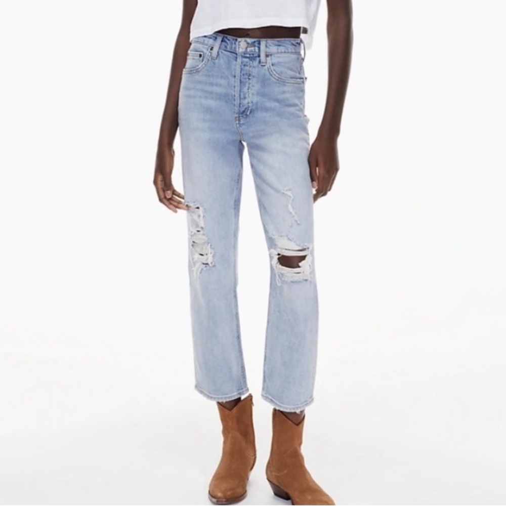 Aritzia Denim Forum The Orlo High Rise Straight 28L Ripped Women Sz 27 Blue Jean